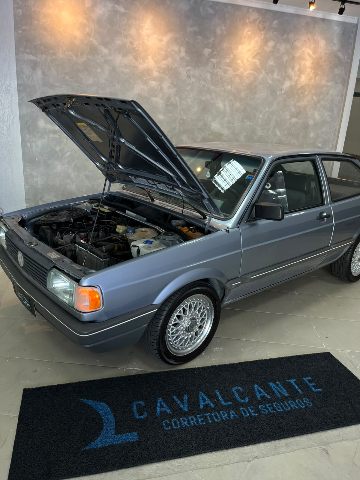 VW - VolksWagen Gol CL 1.6 Alcool AP